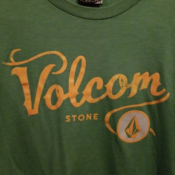 Volcom t - Picture 2 of 3
